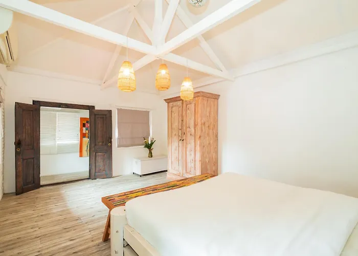 Kubuku Villa Seminyak (Bali)