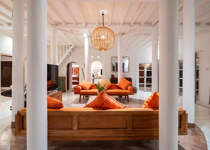 Villa Kubuku Seminyak (Bali)